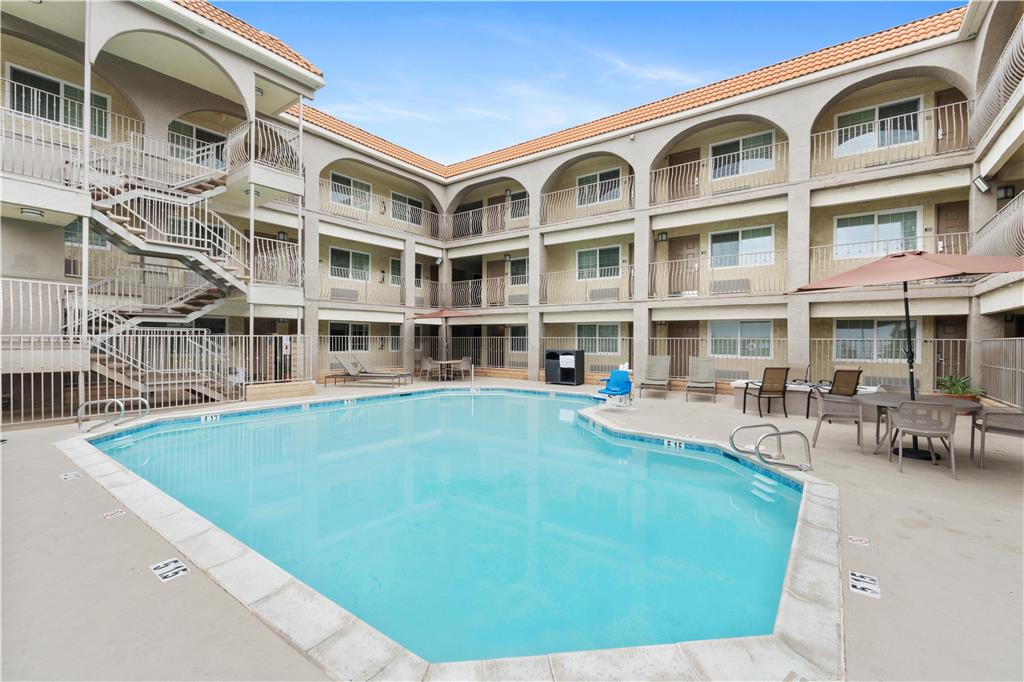 Best Western San Diego Miramar Hotel - photo 10