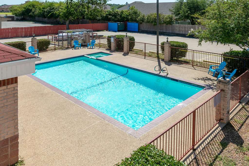 Days Inn by Wyndham Granbury - photo 11