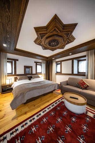 Hotel Kulla e Zenel Beut — Pec — photo 4