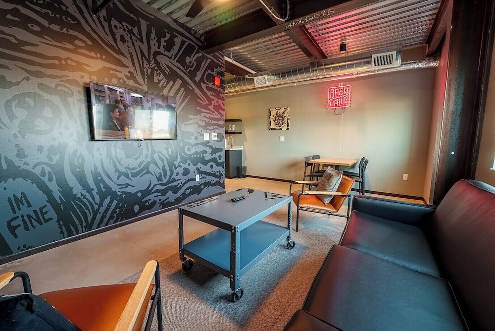 Brewhalla Hotel - photo 29