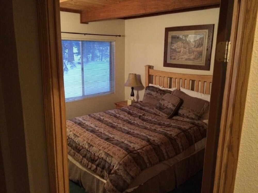 Pinewoods Resort - photo 9