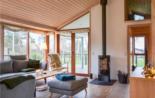 3 Bedroom Stunning Home In Græsted — Graested — photo 2