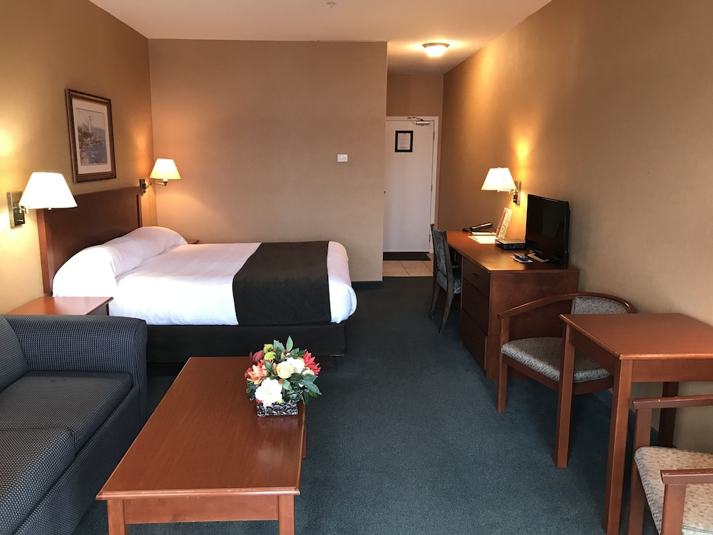 Beach Gardens Resort and Marina — Powell River — photo 4