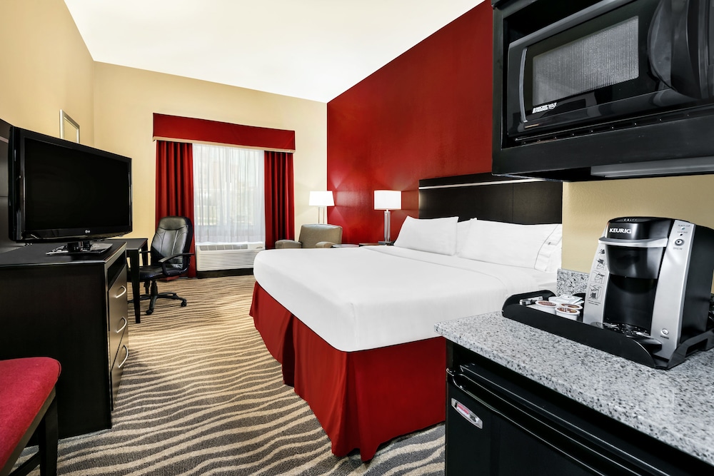 Holiday Inn Express & Suites Cotulla by IHG - photo 12