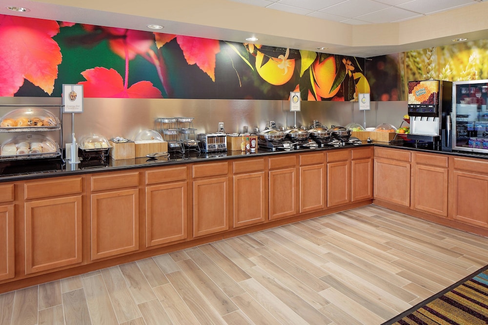 Fairfield Inn & Suites by Marriott Dallas Mansfield - photo 19
