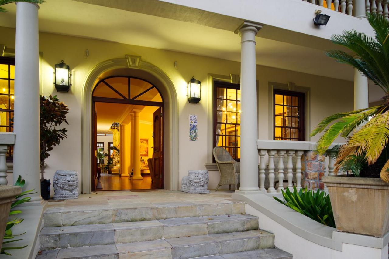 Ibis House — 4-Star Luxury Hotel in Cape Town, South Africa