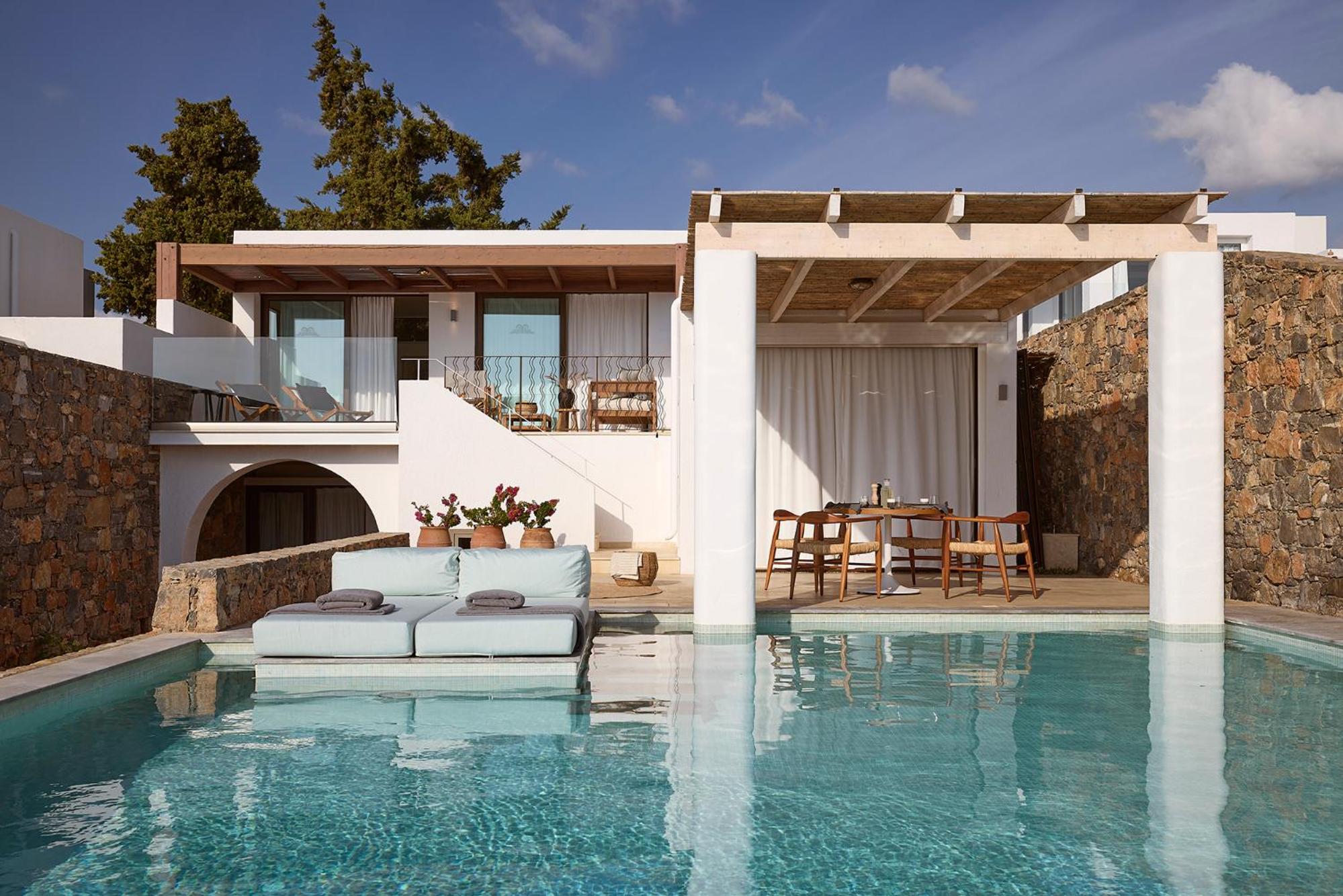 Thalassa Villas — 4-Star Luxury Hotel in Agios Nikolaos, Greece