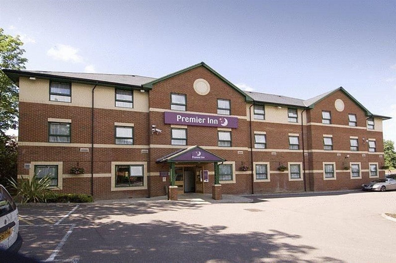 Premier Inn Watford North - carbon neutral hotel in Watford