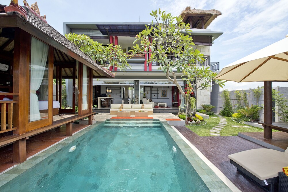 Paddy View Villa — 4-Star Luxury Hotel in Canggu, Indonesia