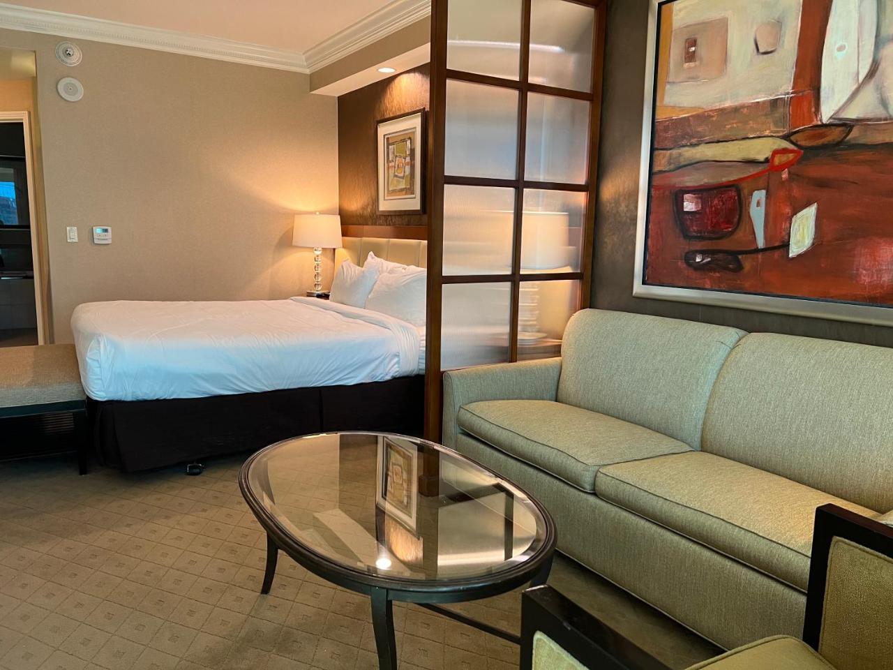 Luxury Studio MGM Signature Great Location Lazy River No Resort Fees