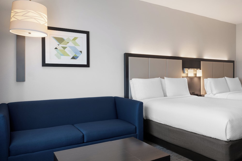 Holiday Inn Express & Suites Tampa East Ybor City by IHG - photo 8