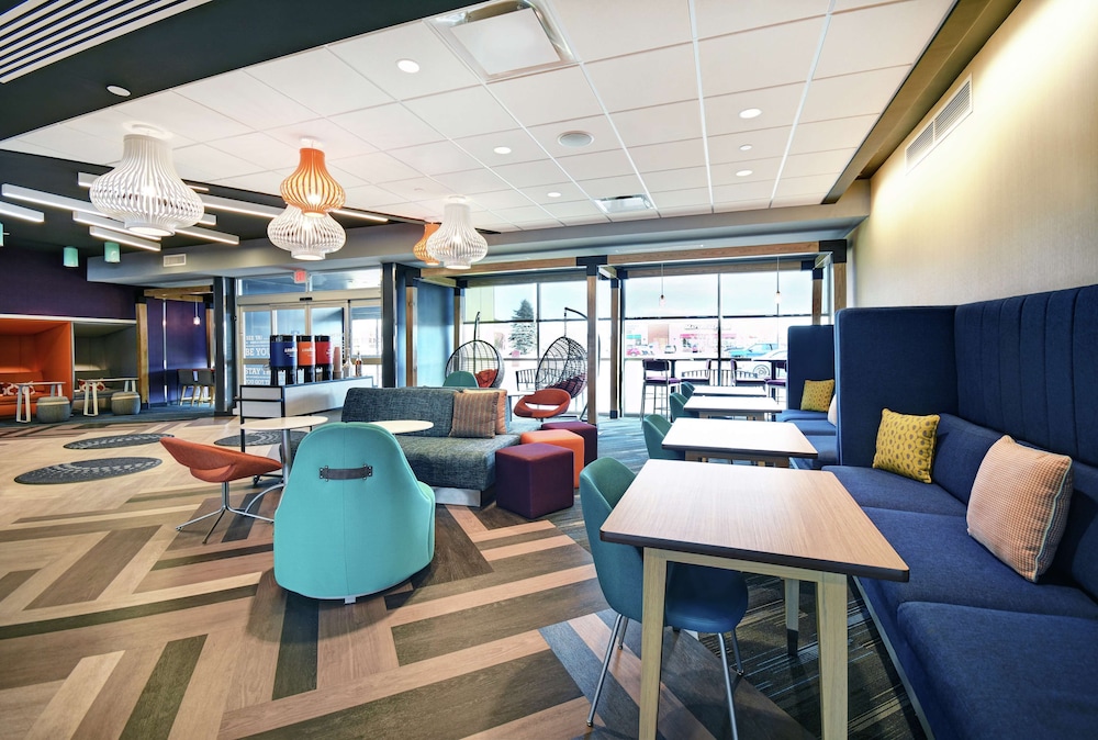 Tru by Hilton Portland Airport Area - photo 4