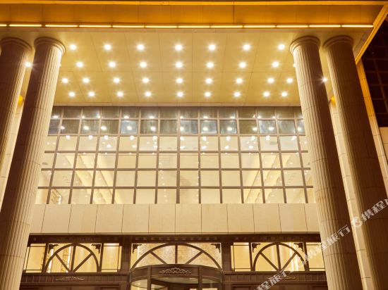 Junyu Huating Hot Spring Holiday Hotel in Baicheng, People's Republic of China