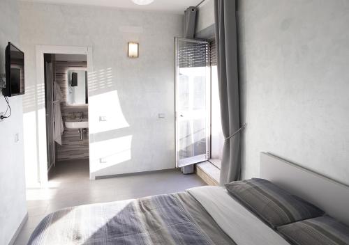 Smart Central Apartments — 4-Star Luxury Hotel in Milan, Italy