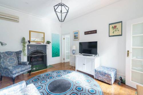 Bryn y Mor Cottage Romantic Fireplace Couples — 4-Star Luxury Hotel in Leura, Australia