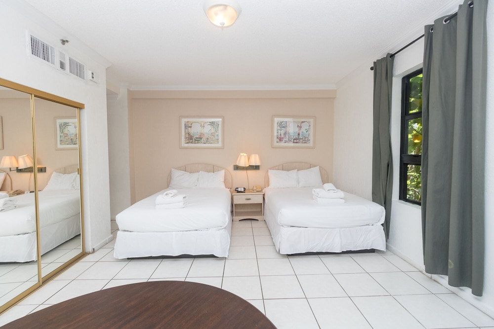 217 Hollywood Beach Resort - photo 10