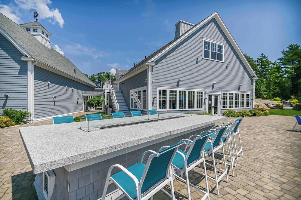 Maritime Meadows Charming Resort style Home - photo 37