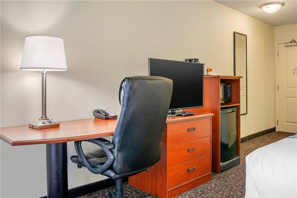 Sleep Inn & Suites Milwaukee Airport - photo 15