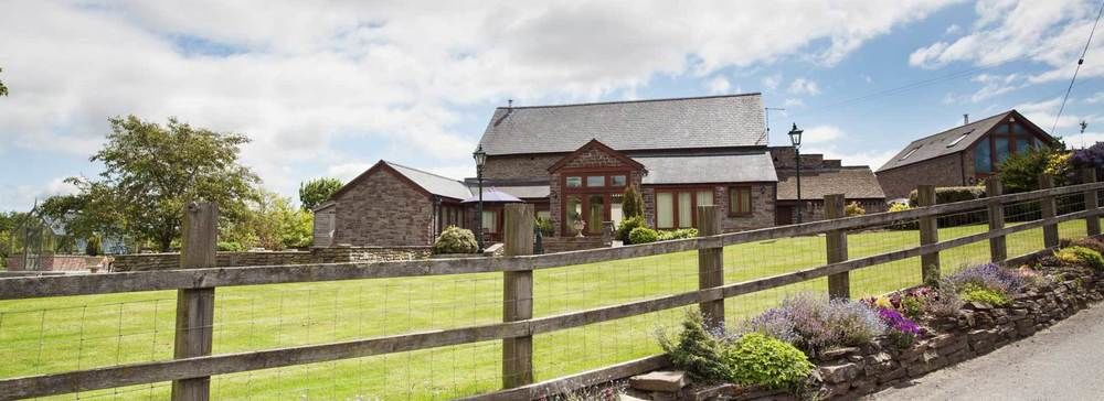 Great Park Barn — hotel in Abergavenny