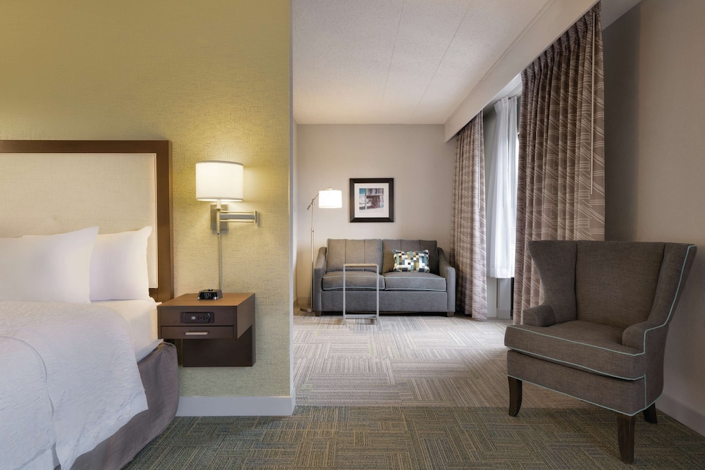 Hampton Inn Reading Wyomissing - photo 18