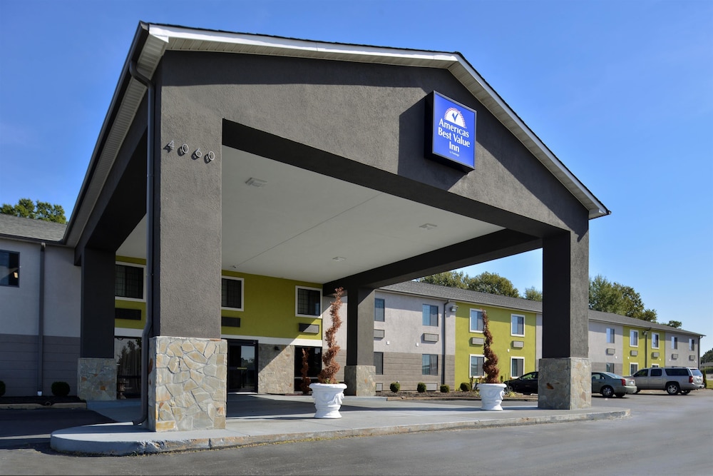 Americas Best Value Inn Memphis Airport - photo 28