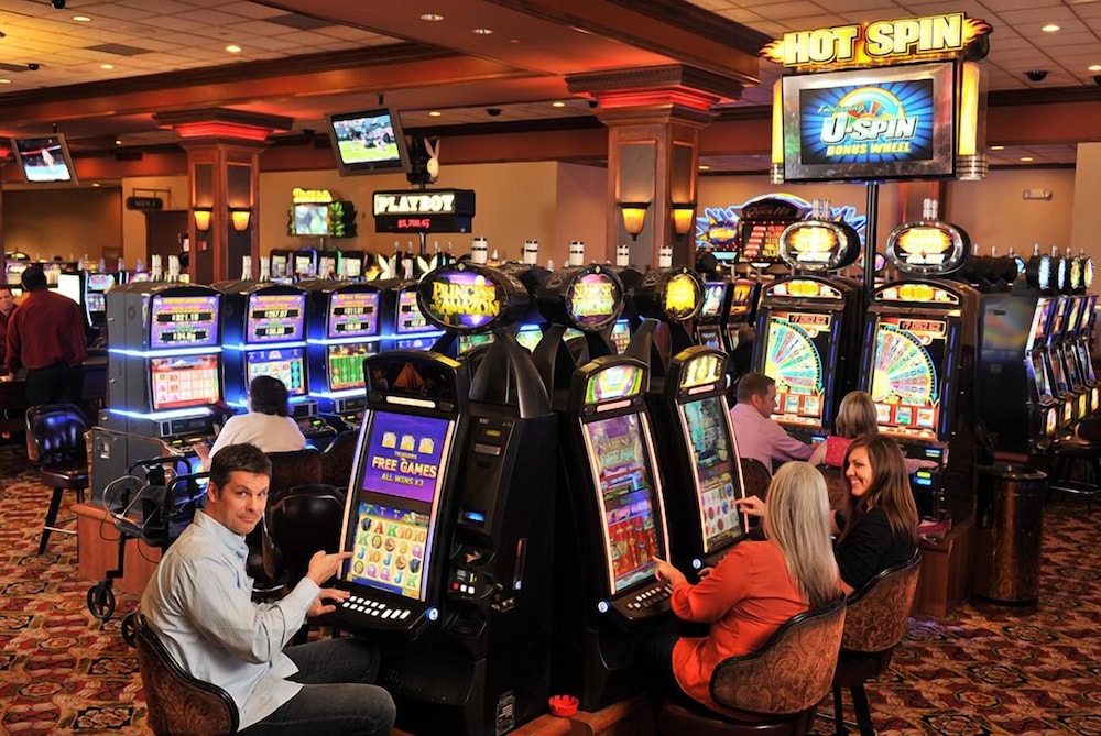 Lakeside Hotel Casino a Travelodge by Wyndham - photo 19