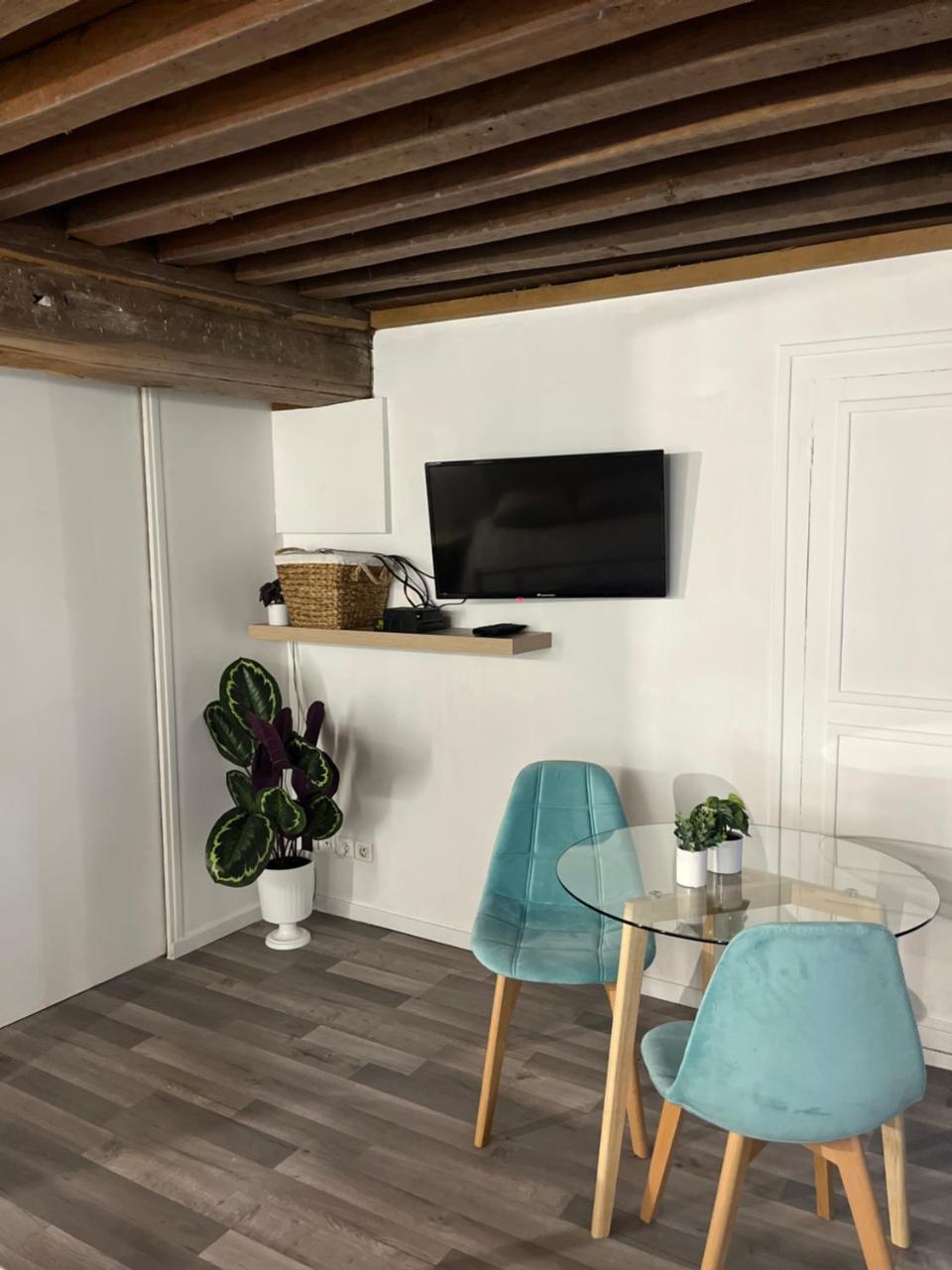 Le Cocoon Nuits - carbon neutral hotel in Nuits-Saint-Georges