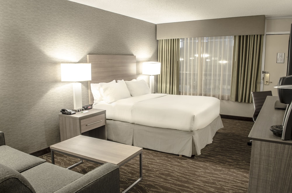 Holiday Inn Fargo by IHG - photo 14