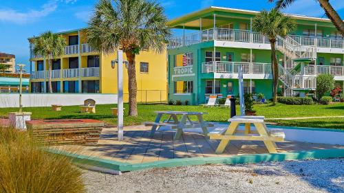 Tropic Terrace Suite #49 Beachfront Resort - photo 20