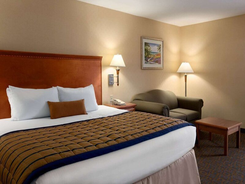 Coratel Inn & Suites by Jasper New Braunfels IH 35 EXT 189 — hotel in New Braunfels