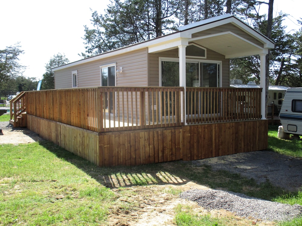 Pickerel Park RV Resort — hotel in Greater Napanee