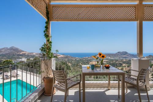 Eco Villa with 180 Degree Sea View Pool 350 sqm Yard 2km from the Beach — 4-Star Luxury Hotel in Agios Vasileios, Greece