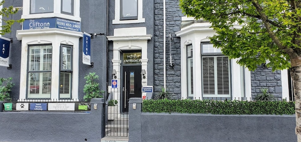 Clifton Guest House — 4-Star Luxury Hotel in South Shields, United Kingdom