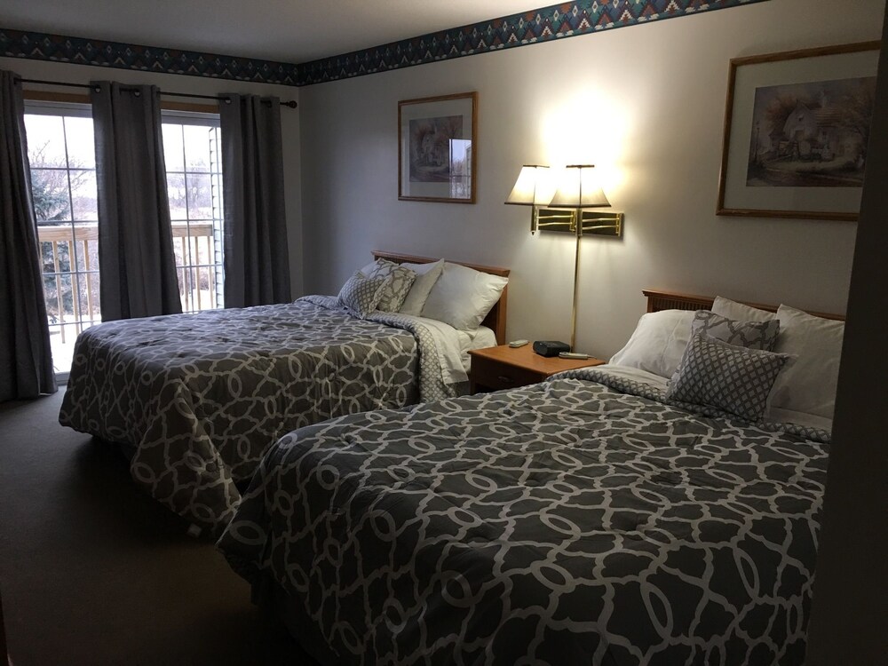 Amerivu Inn And Suites New Richmond - photo 32