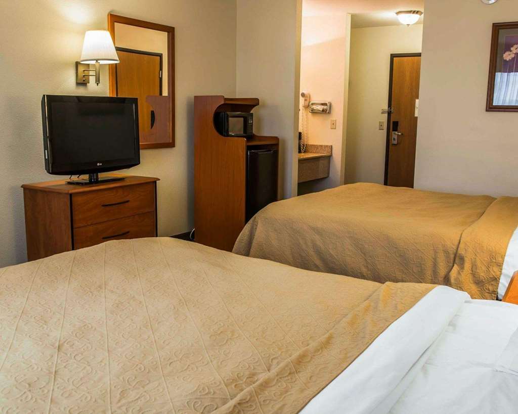 Quality Inn Durand I 69 - photo 7