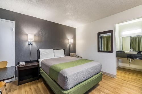 Concorde Inn Suites Pekin - photo 35