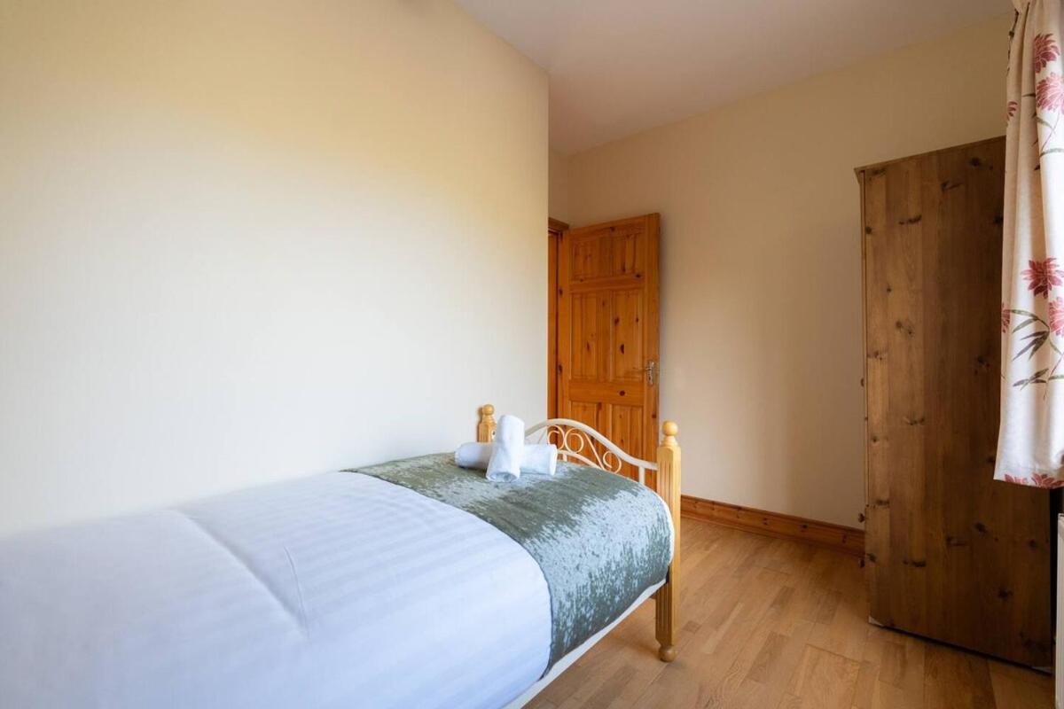 Tranquil Dingle Hideaway