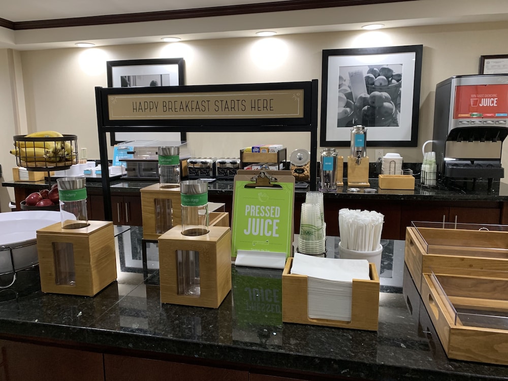 Hampton Inn Alpine - photo 20
