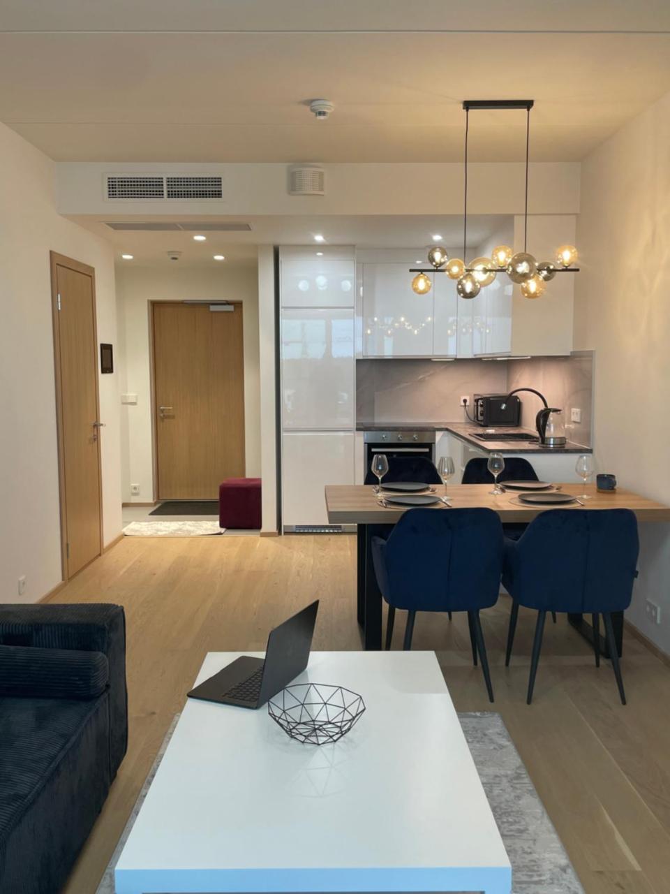 Skyresidence Luxury Apartment with City & Garden View