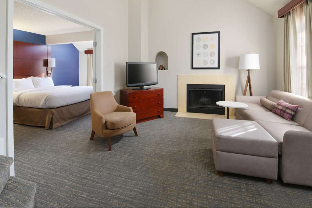 Sonesta ES Suites Albuquerque - photo 14