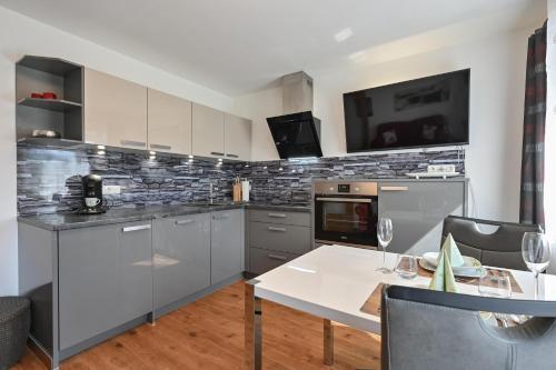 Ferienwohnung Herzstück im Haus Schlossblick — 4-Star Luxury Hotel in Fuessen, Germany