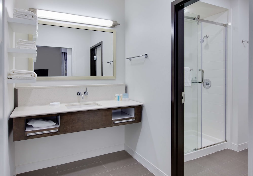 Hampton Inn & Suites Tyler South - photo 11