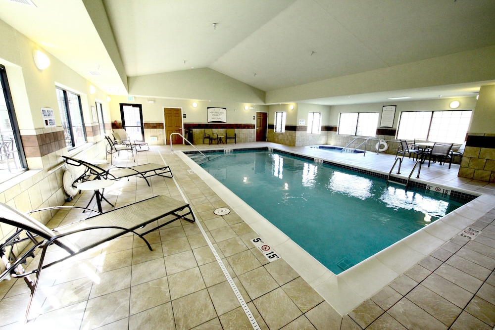 Staybridge Suites Minot by IHG - photo 44