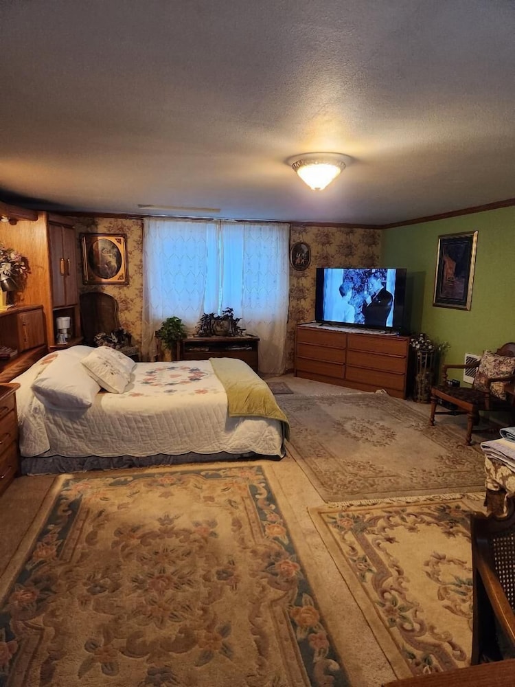 Scott Creek Farm - photo 4