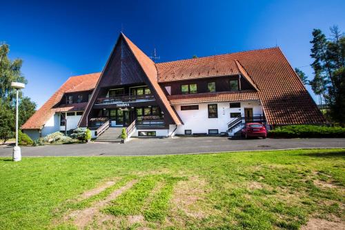 Rekreační zařízení Trnávka — hotel in Zeliv