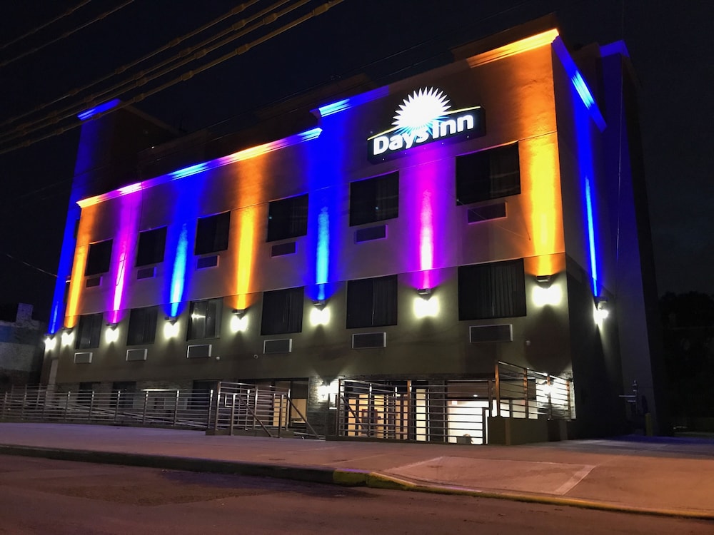 Days Inn by Wyndham Brooklyn Marine Park - photo 21