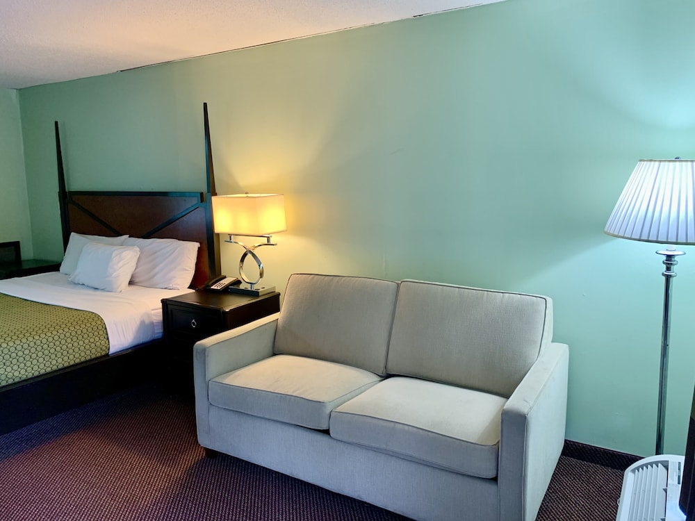 Executive Inn Chester - photo 9