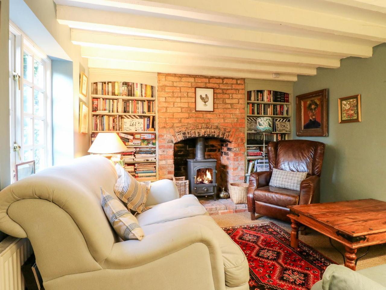 Sunny Cottage — Grantham — photo 4