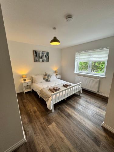 Inchtavannach Apartment 1 1 — 4-Star Luxury Hotel in Bonhill, United Kingdom