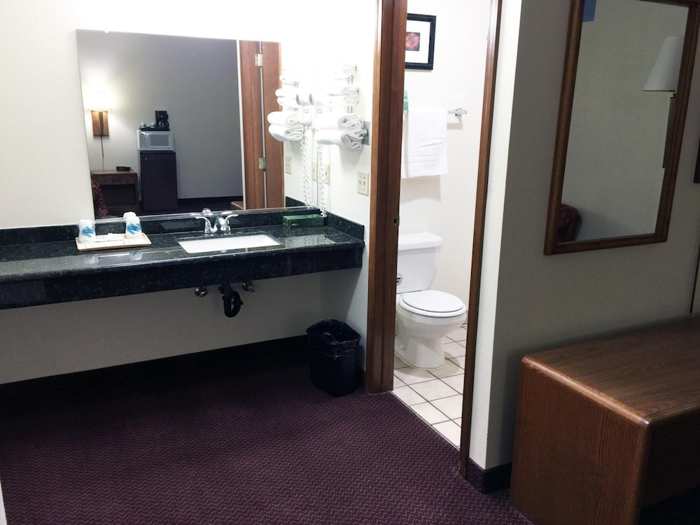 Westward Inn - photo 29